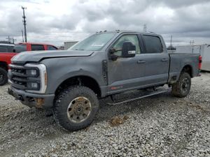 Ford F-350 SUPER DUTY 6.7L 8 2024