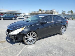 Hyundai Sonata GLS 2.4L 4 2013