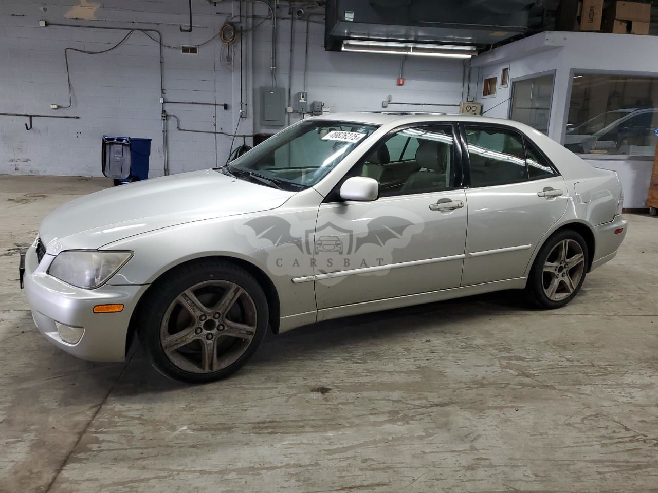 Lexus IS 300 3.0L  6 2003