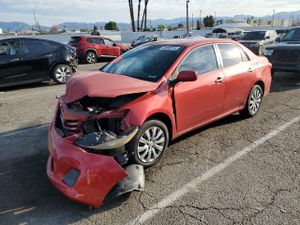 Toyota Corolla BASE 1.8L 4 2013