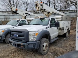 Ford F-450 SUPER DUTY 6.8L 10 2013