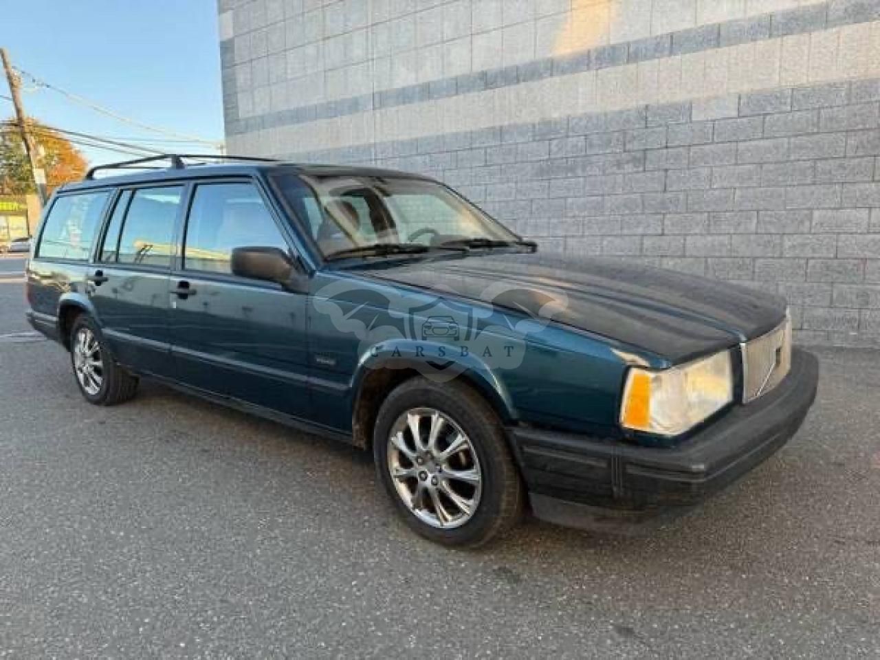 Volvo 940 2.3L 4 1994