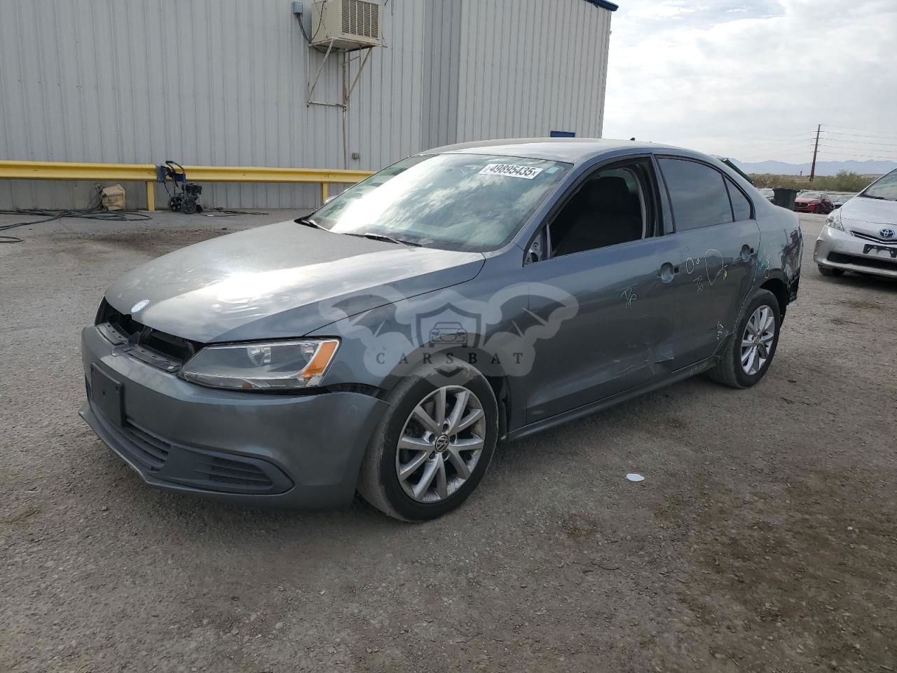 Volkswagen Jetta SE 2.5L  5 2012