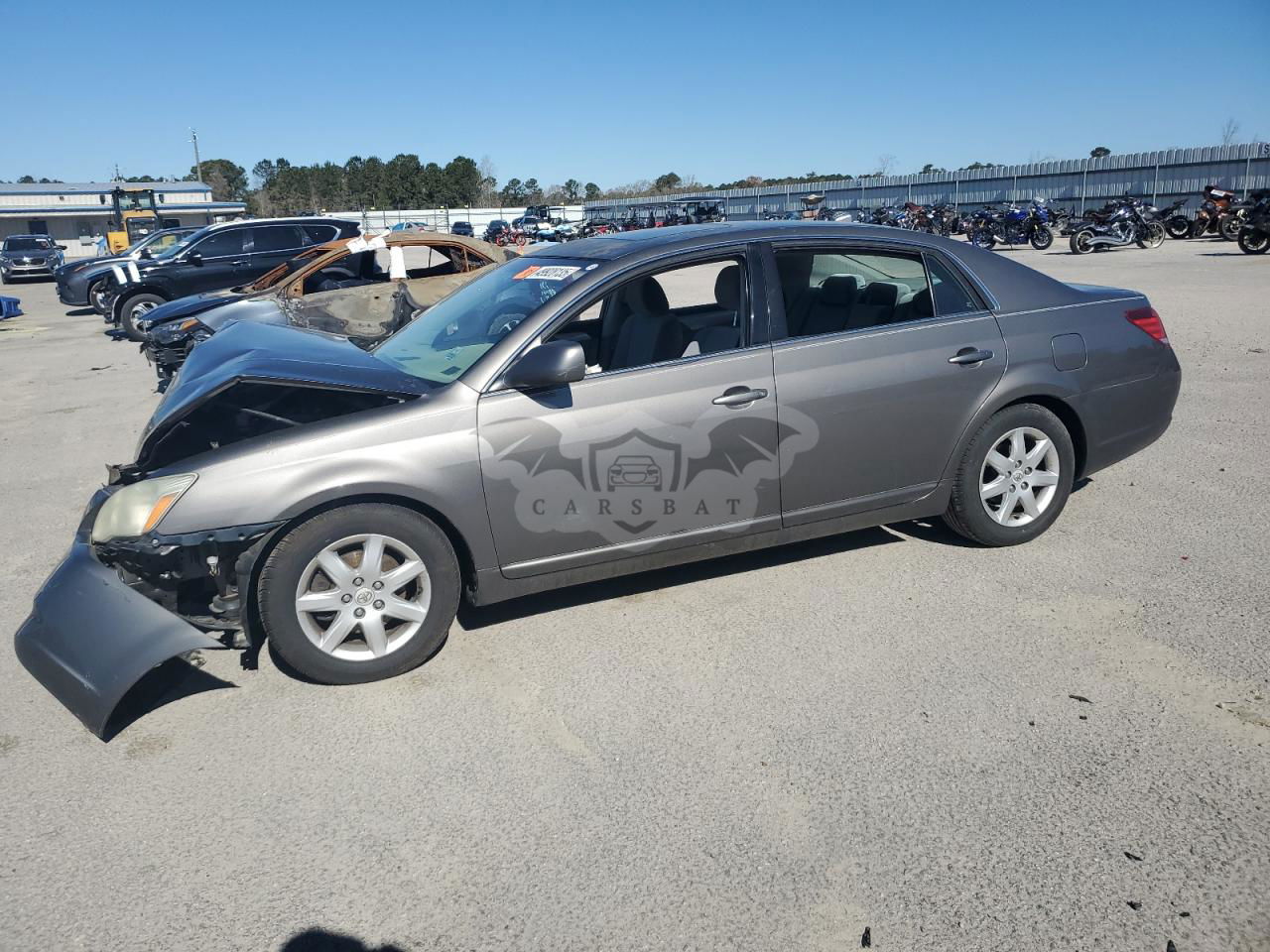 Toyota Avalon XL 3.5L  6 2005