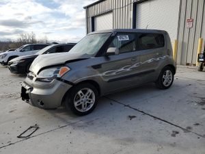 Kia Soul + 2.0L 4 2010