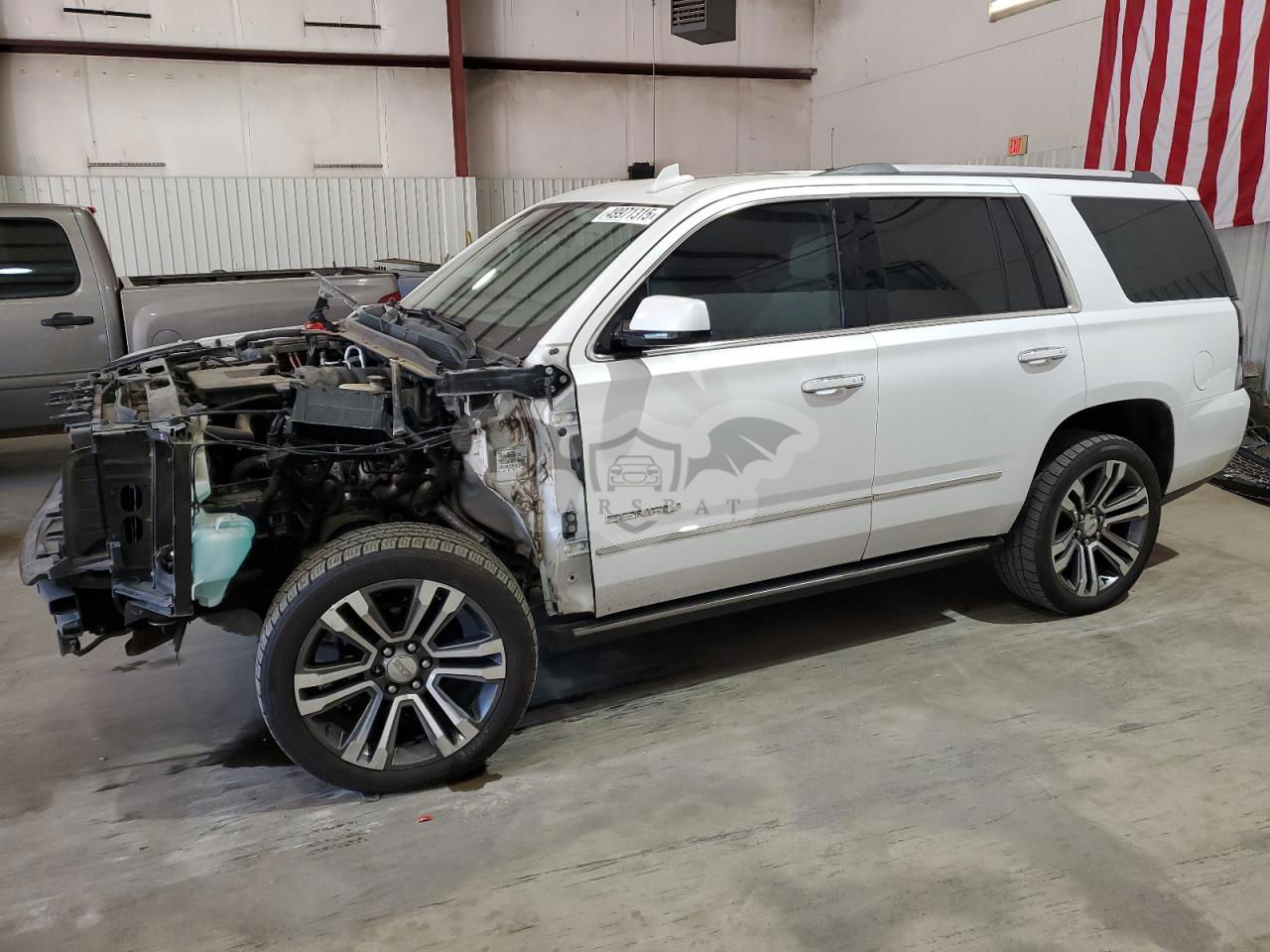 GMC Yukon DENALI 6.2L  8 2020