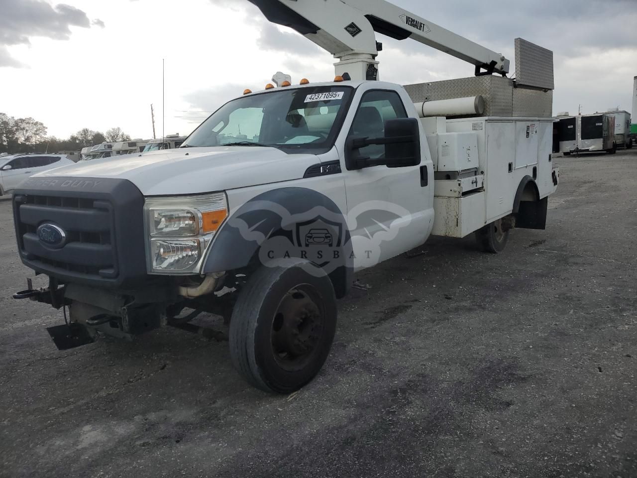 Ford F-450 SUPER DUTY 6.8L 10 2013