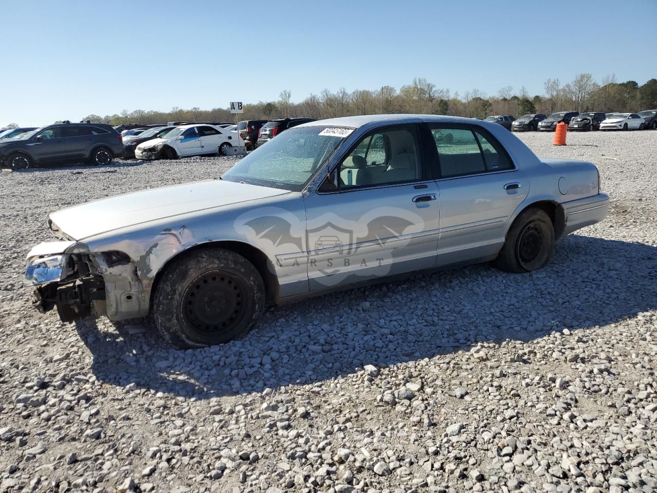 Ford Crown 4.6L 8 2001