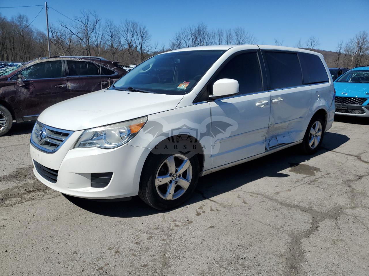 Volkswagen Routan SE 3.8L  6 2010