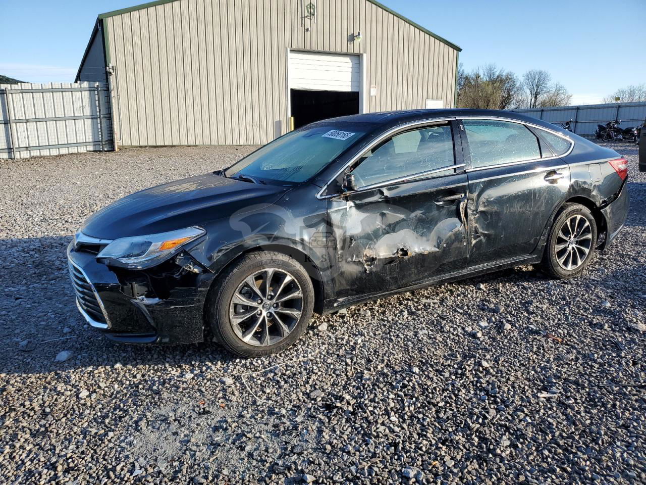 Toyota Avalon XLE 3.5L  6 2018