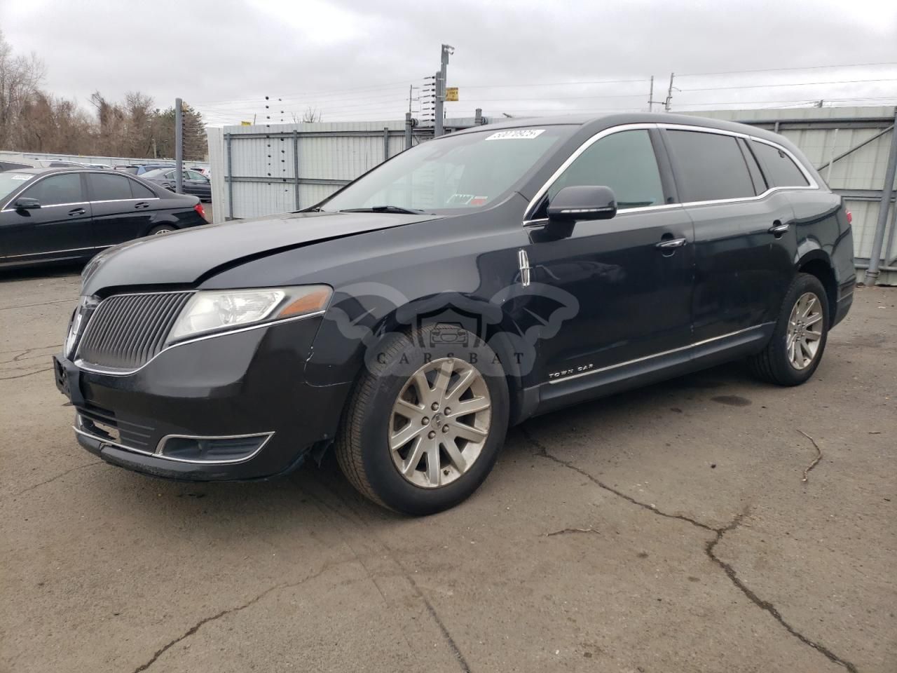 Lincoln MKT 3.7L 6 2013