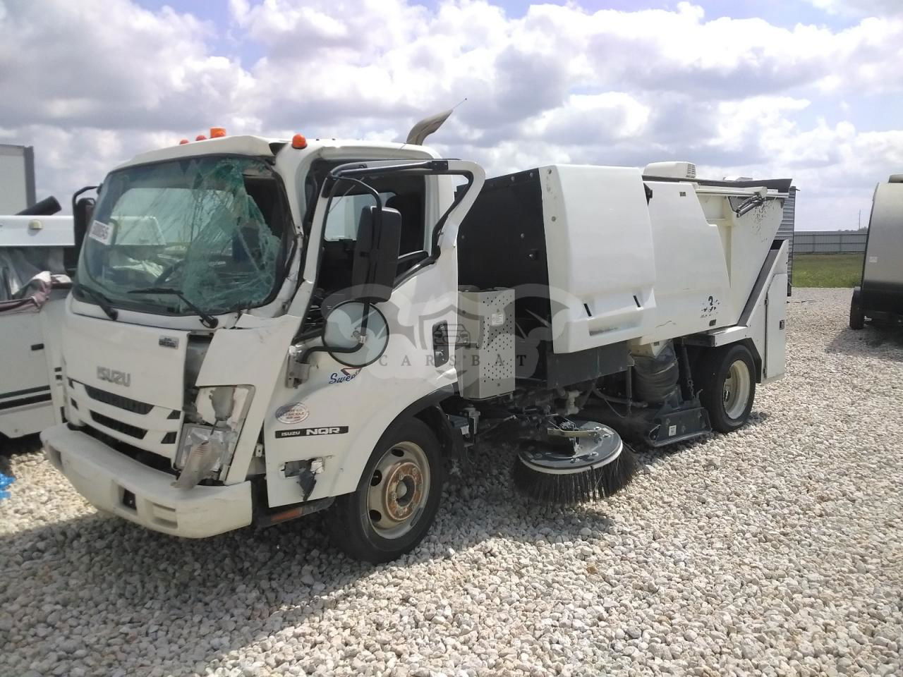 Isuzu NQR 5.2L  4 2022