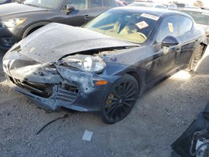 Porsche Panamera 3.6L 6 2011