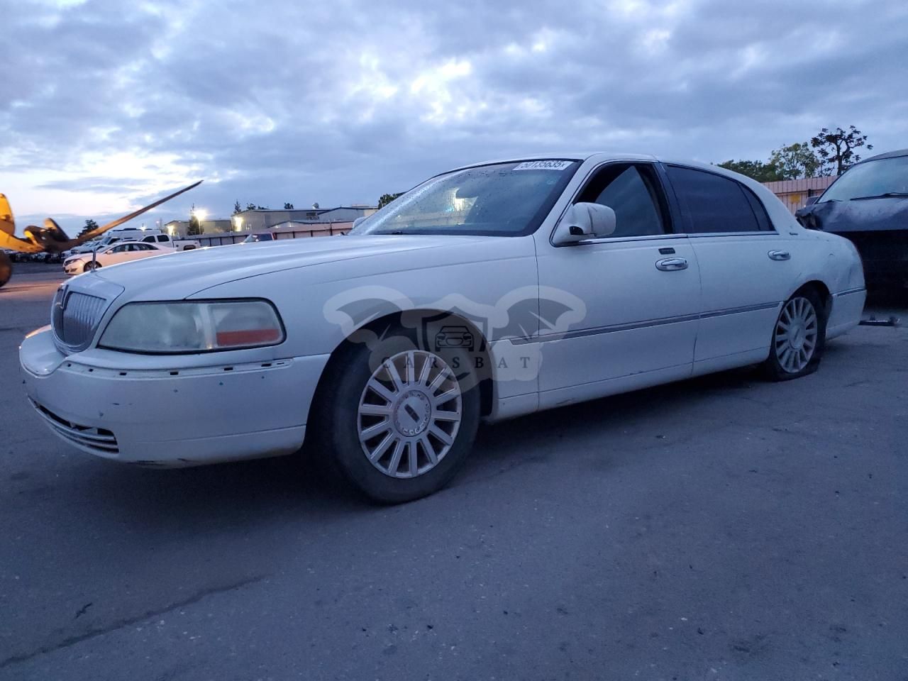 Lincoln Town Car EXECUTIVE 4.6L 8 2004