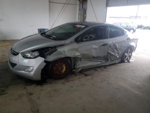Hyundai Elantra GLS 1.8L 4 2013