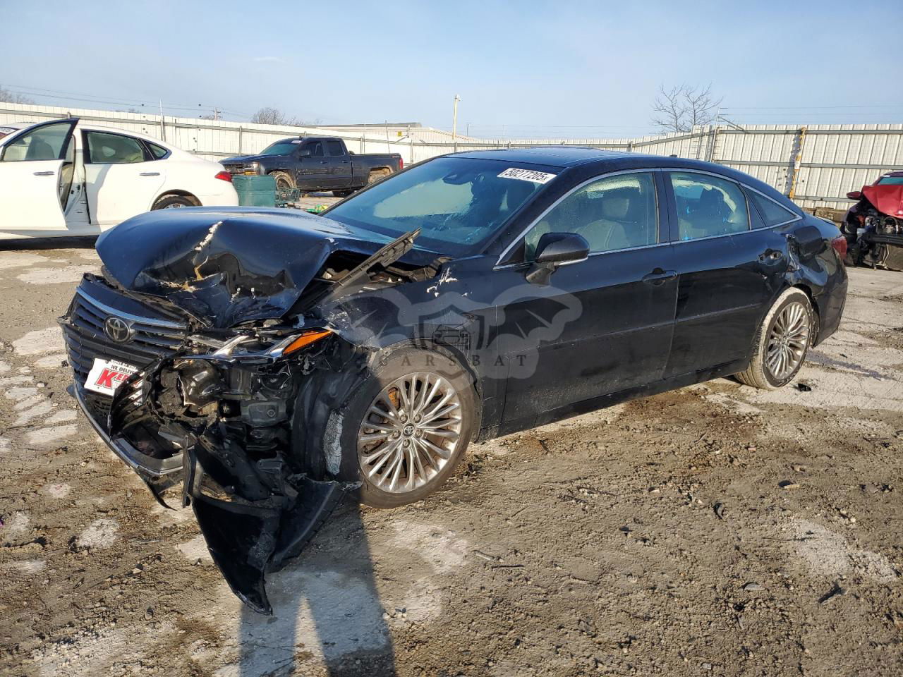 Toyota Avalon XLE 3.5L  6 2019