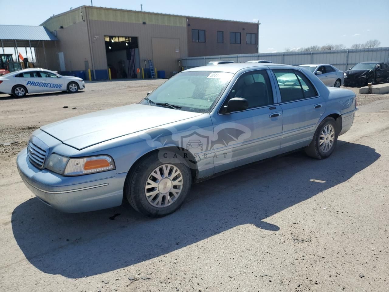 Ford Crown LX 4.6L 8 2004