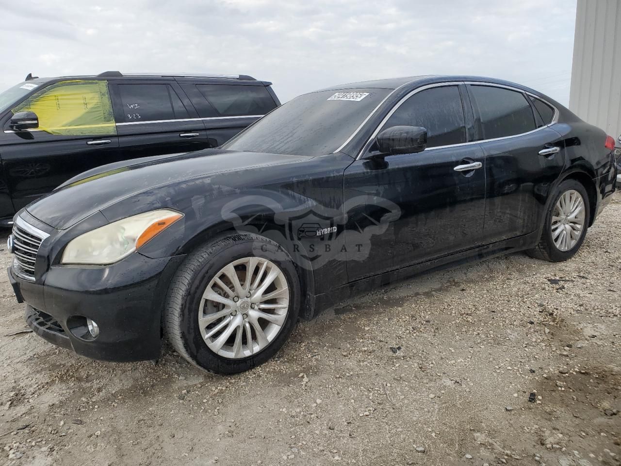 Infiniti M35 3.5L 6 2012