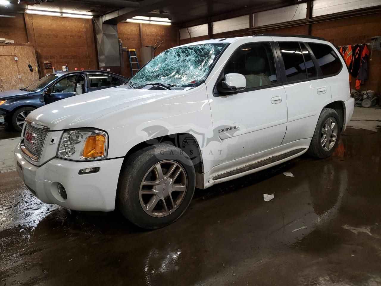 GMC Envoy DENALI 5.3L 8 2006