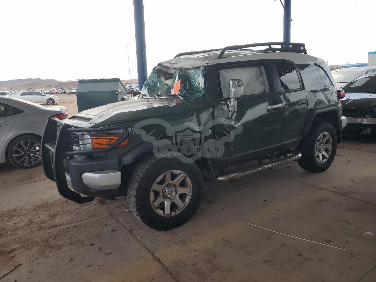 Toyota FJ Cruiser 4.0L 6 2014