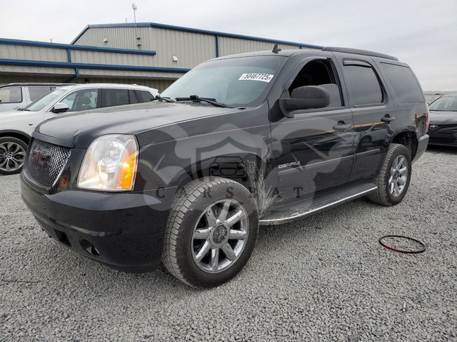 GMC Yukon DENALI 6.2L  8 2011
