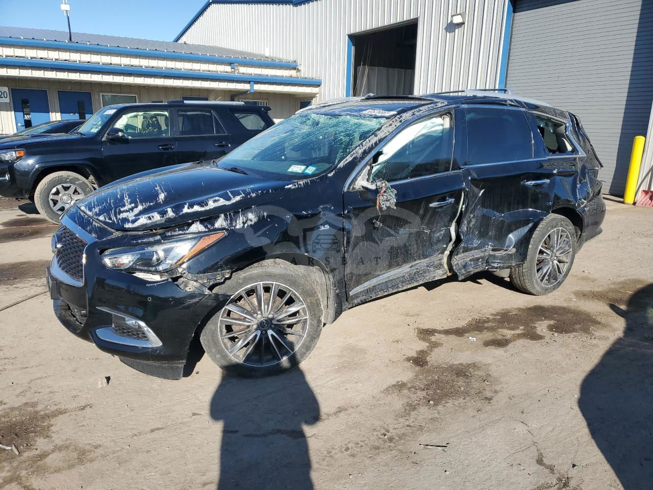 Infiniti QX60 LUXE 3.5L  6 2019