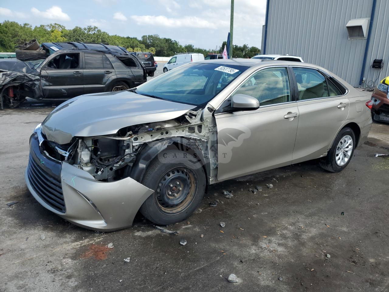 Toyota Camry LE 2.5L  4 2017