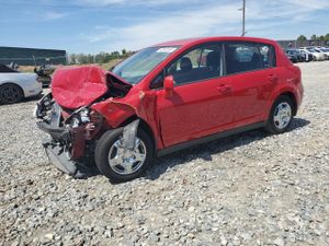 Nissan Versa S 1.8L 4 2011