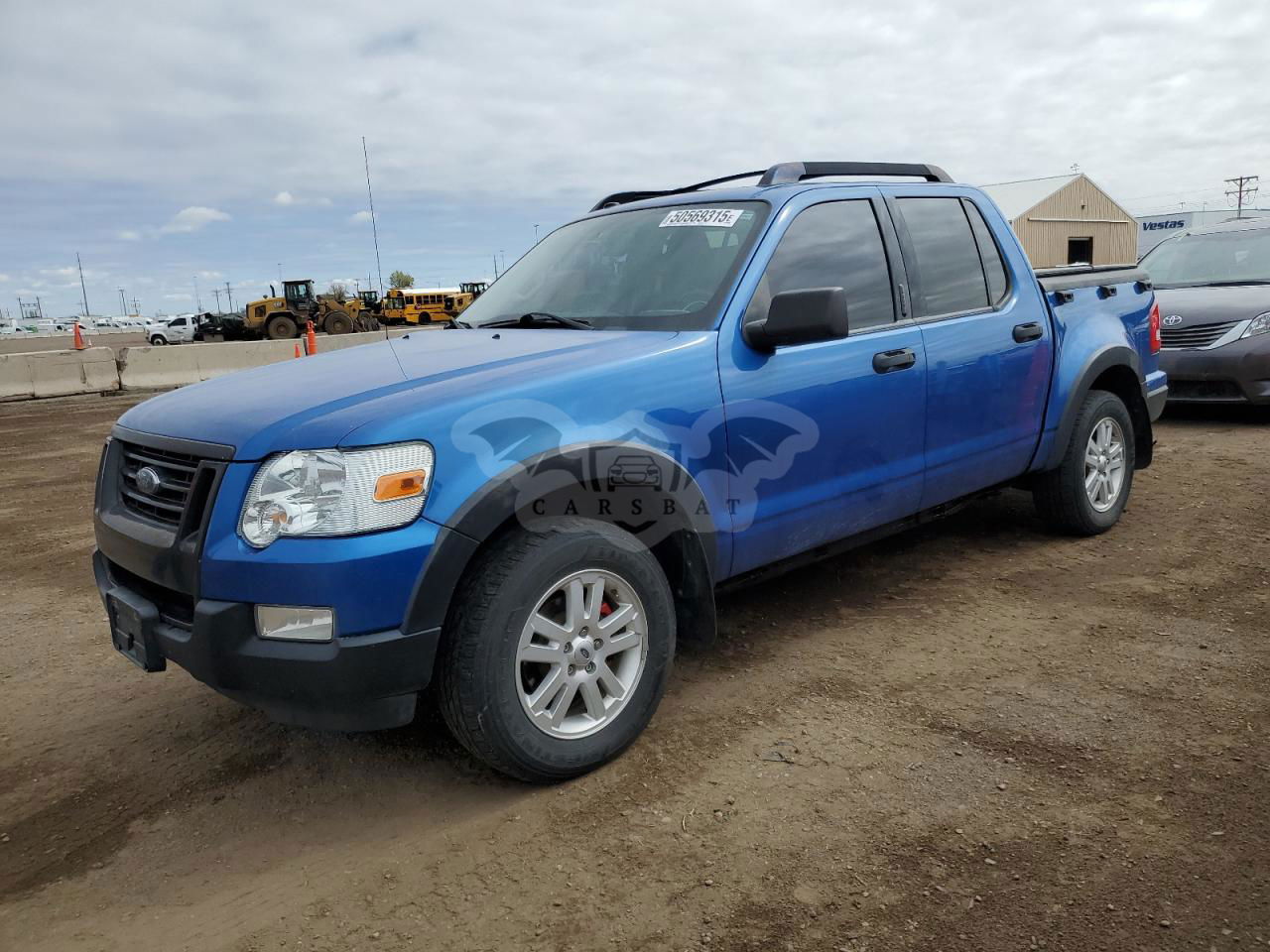 Ford Explorer XLT 4.0L  6 2010