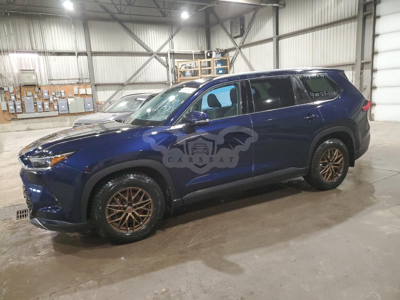 Toyota Grand Highlander XLE 2.5L 4 2024