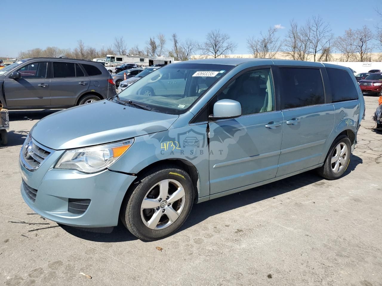 Volkswagen Routan SE 3.8L 6 2009