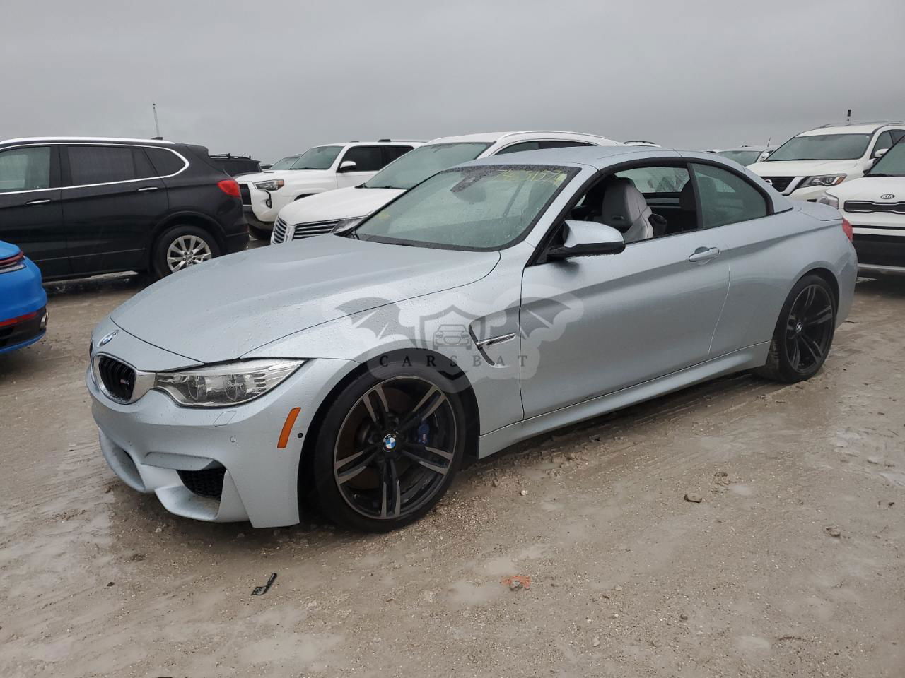 BMW M4 3.0L  6 2016