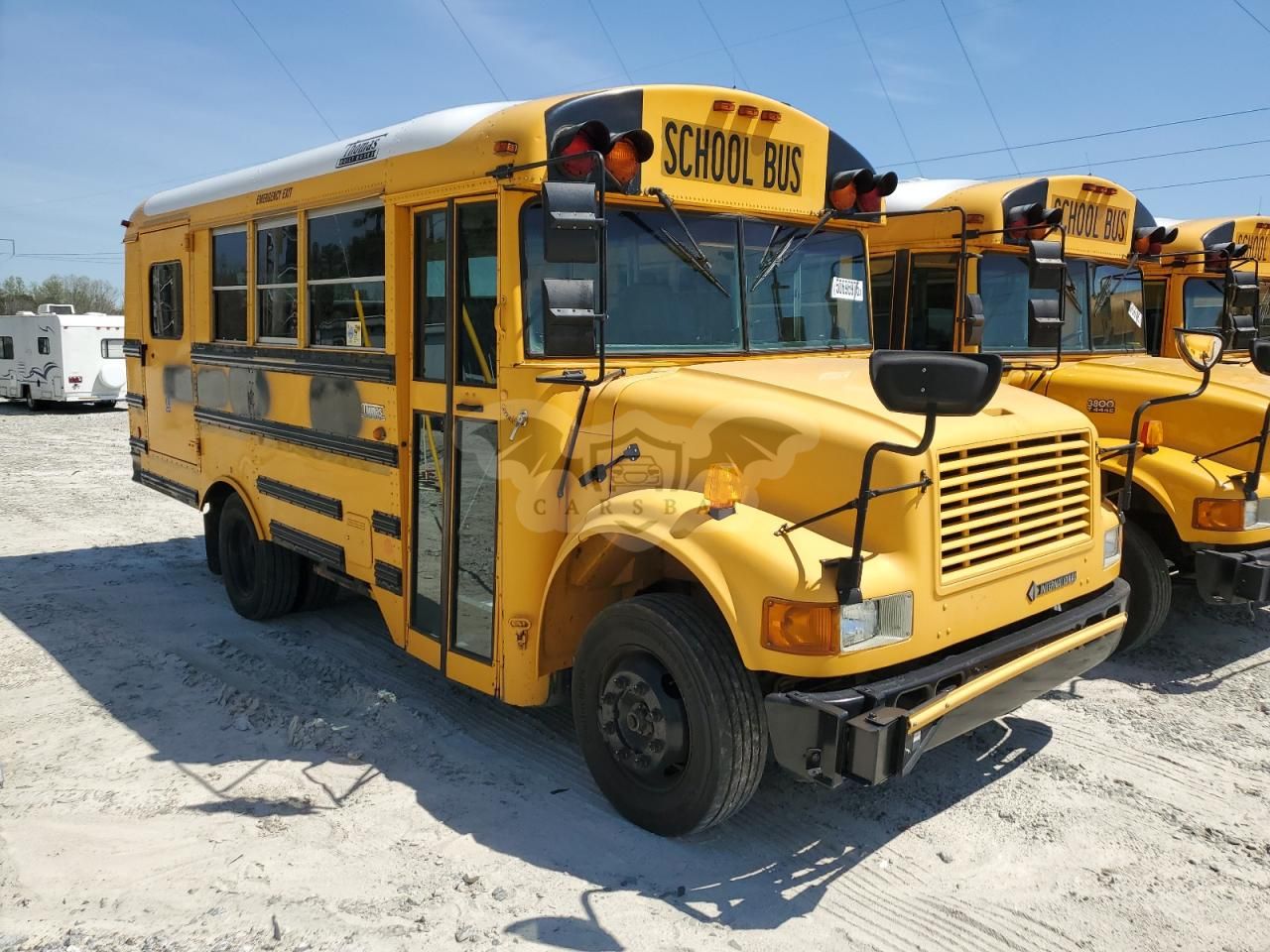 International 3000 3800 8 2002