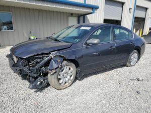 Nissan Altima BASE 2.5L 4 2011
