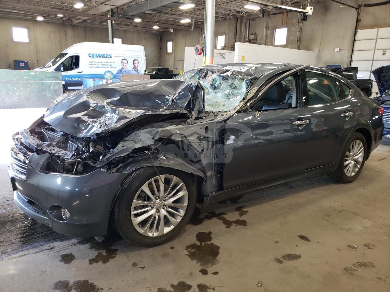 Infiniti M37 X 3.7L 6 2011