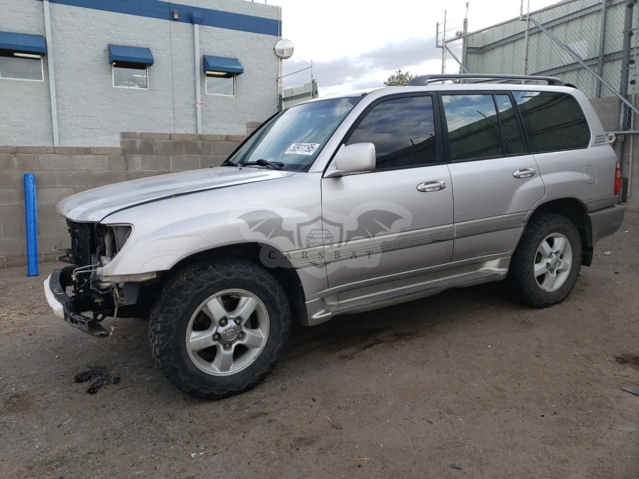 Toyota Land Cruiser 4.7L 8 2001