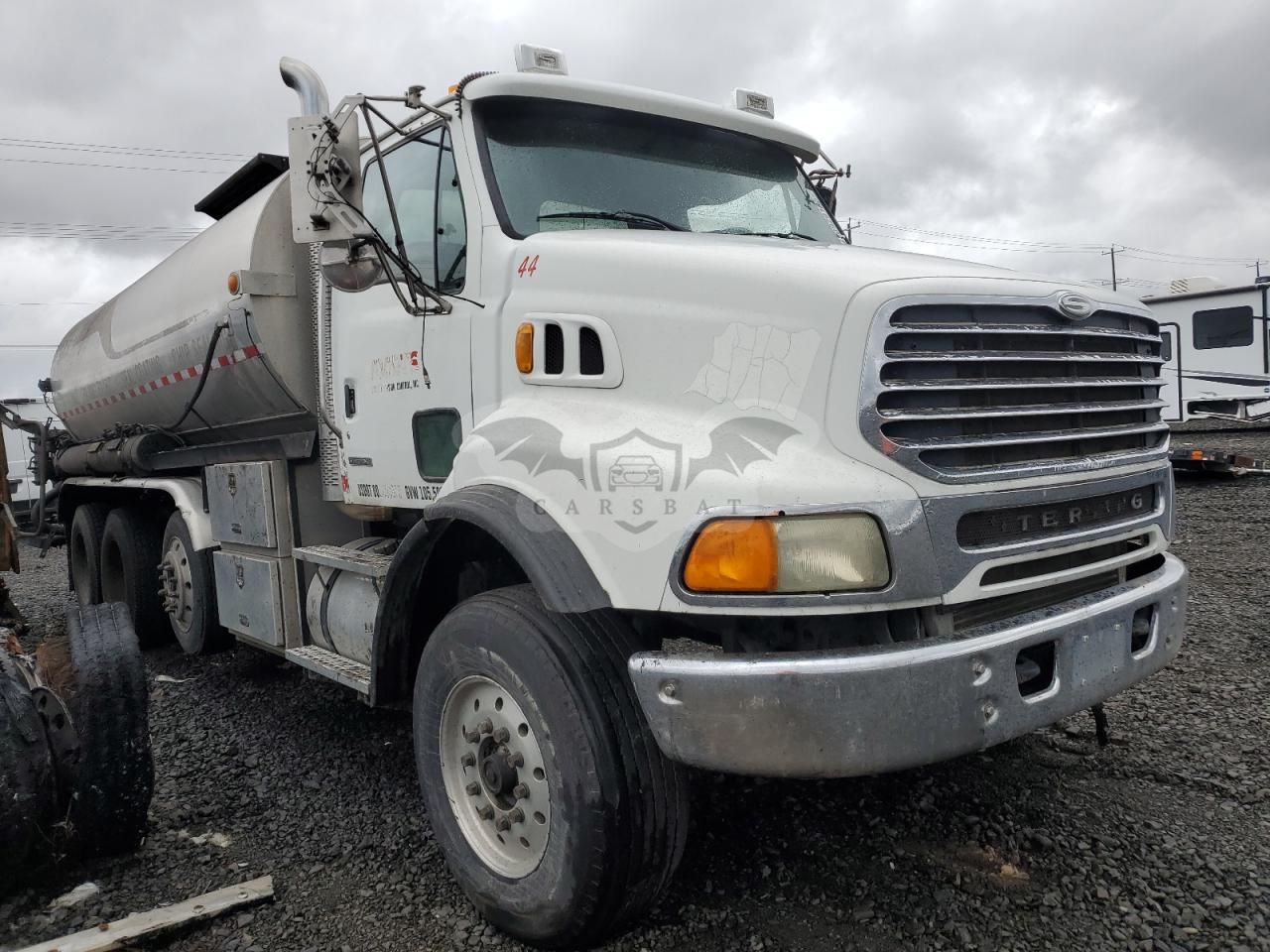 Sterling Truck L line 9500 6 2002