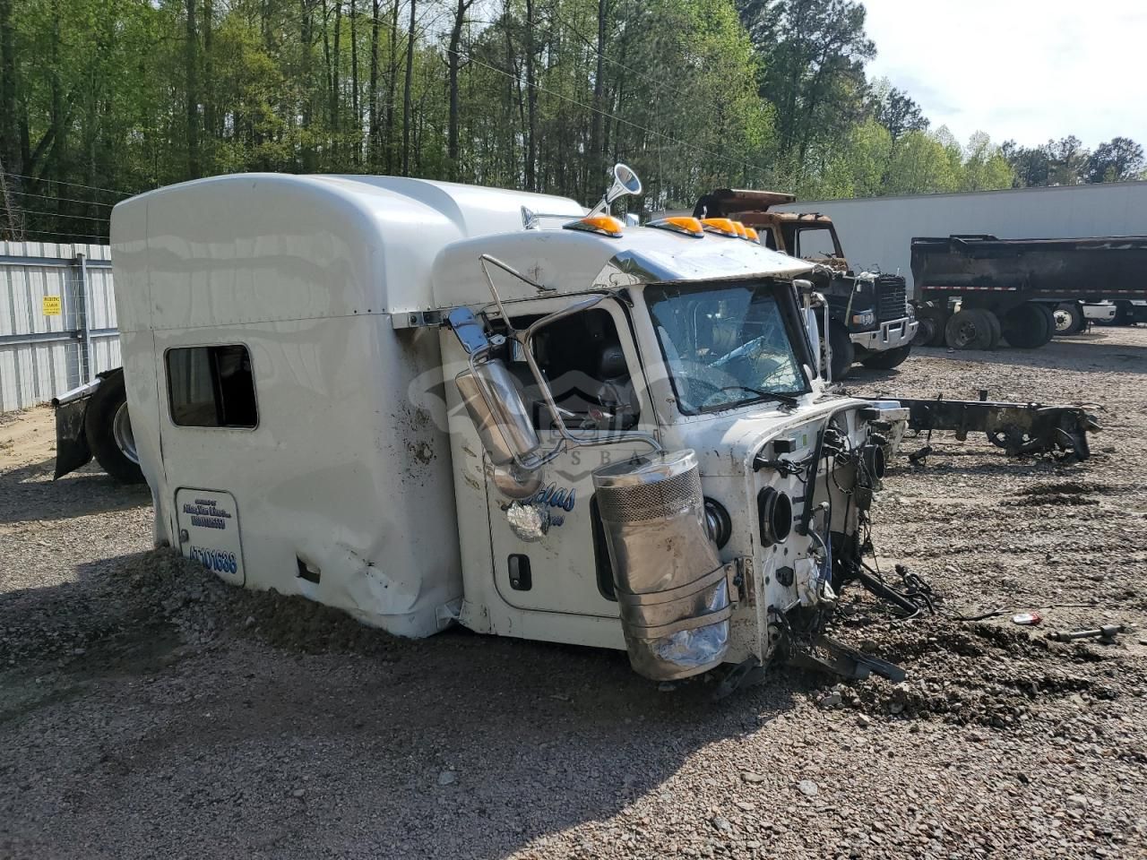Peterbilt 389/520 15.0L 6 2019