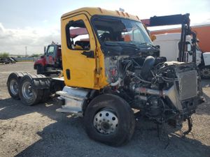 Freightliner Cascadia 12.8L 6 2024
