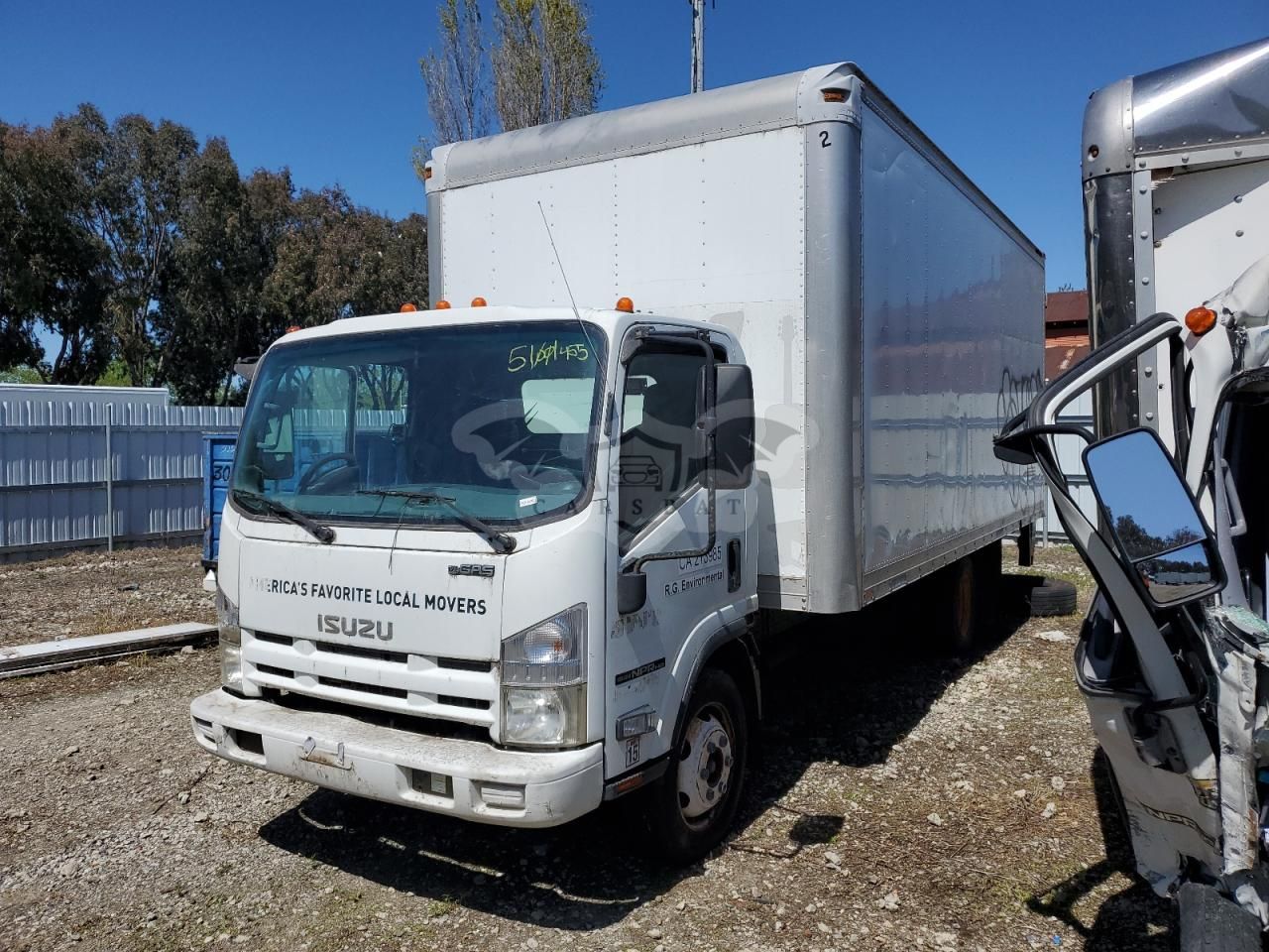 Isuzu NPR 6.0L 8 2013