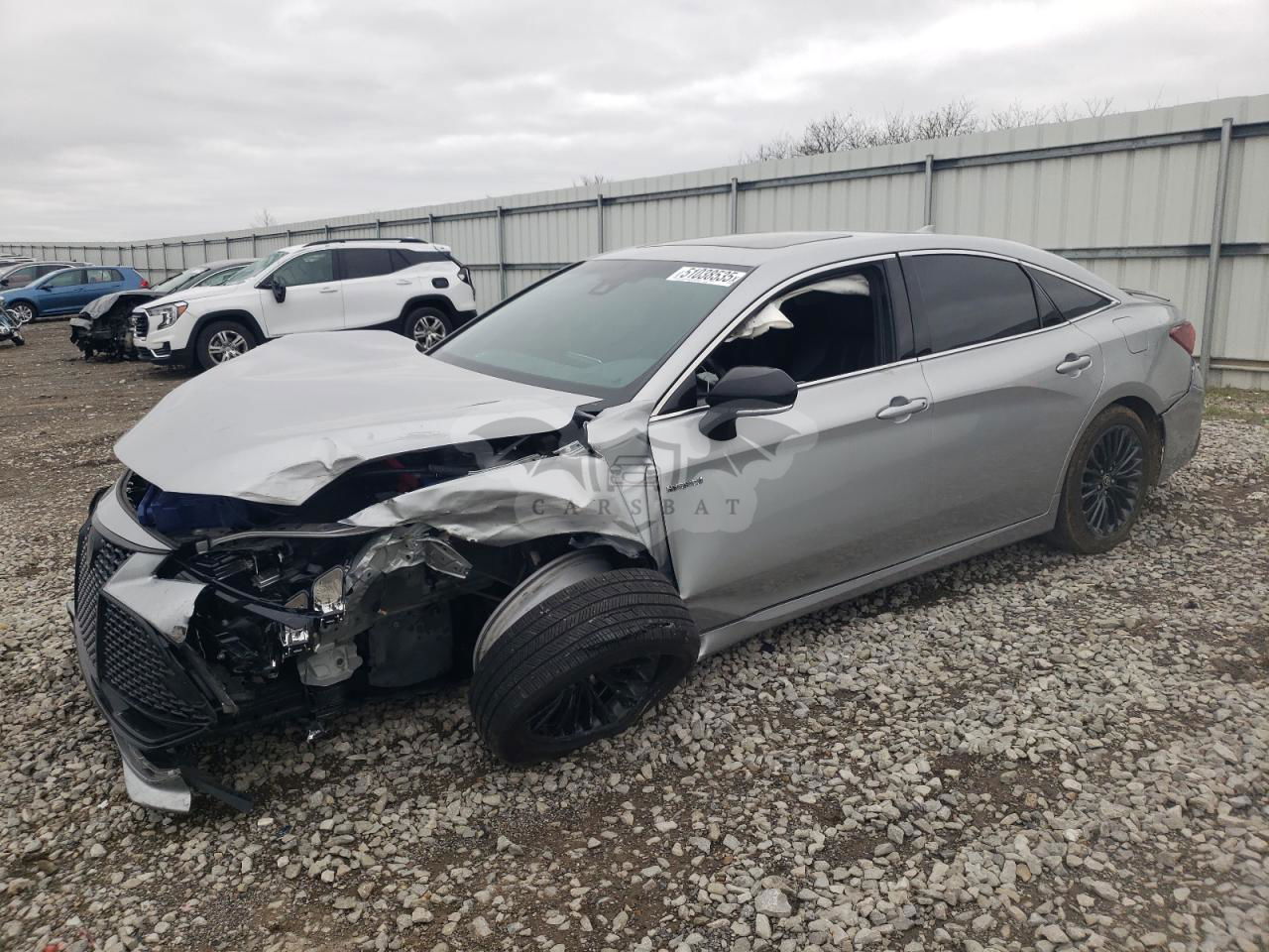 Toyota Avalon XSE 2.5L  4 2021