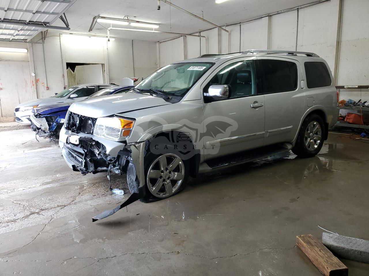 Nissan Armada PLATINUM 5.6L  8 2010
