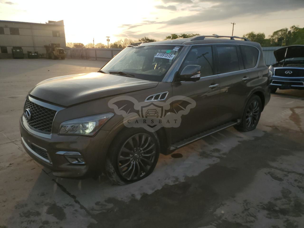 Infiniti QX80 BASE 5.6L  8 2017