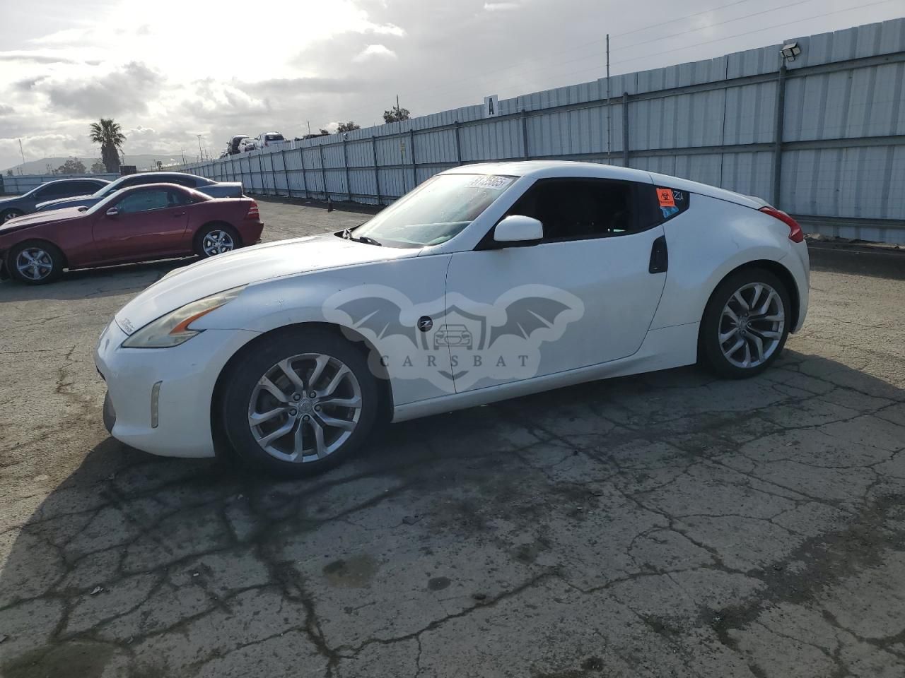 Nissan 370z BASE 3.7L 6 2013