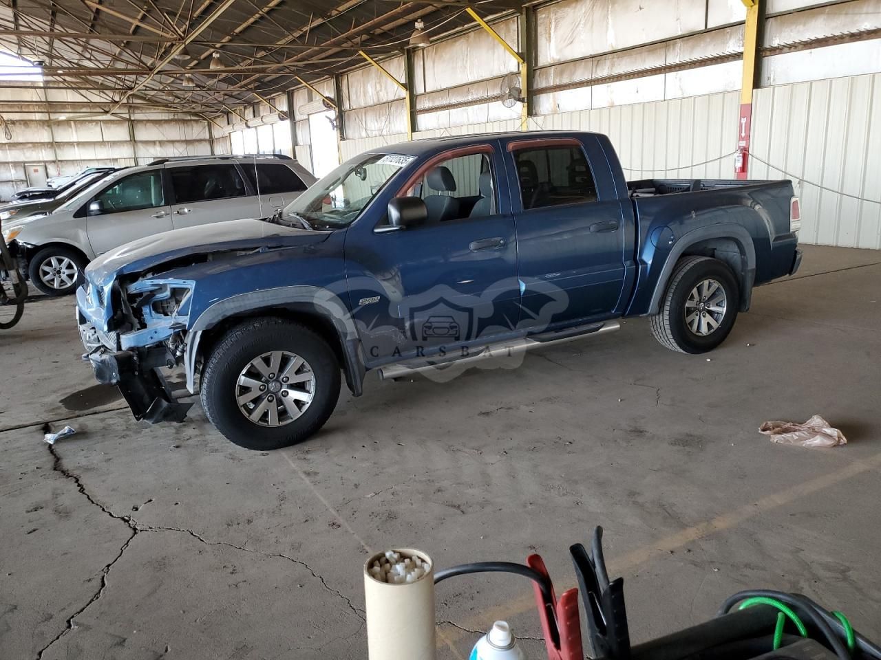 Mitsubishi Raider DUROCROSS 4.7L 8 2006