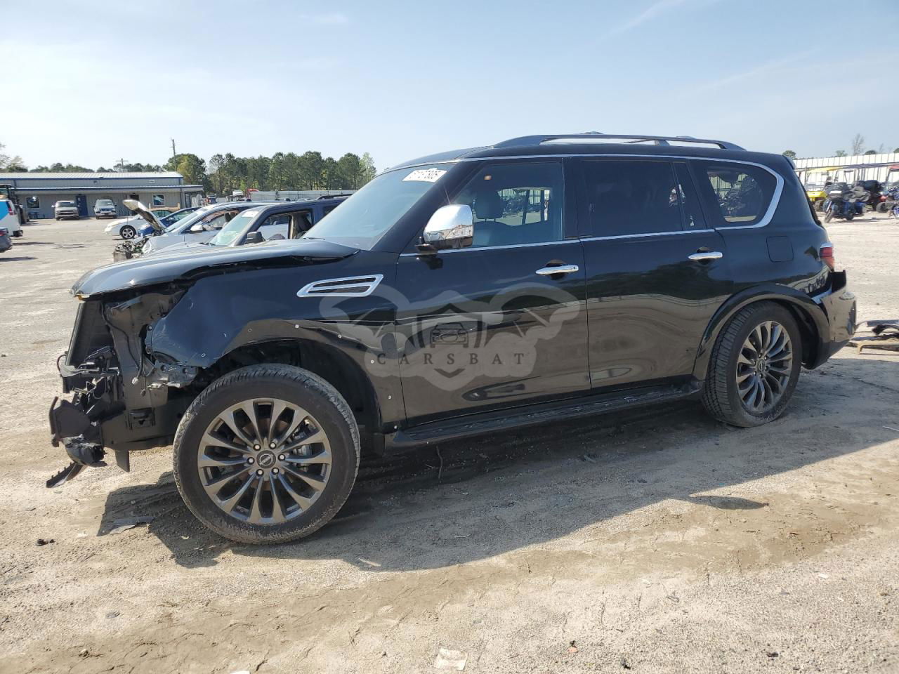 Nissan Armada PLATINUM 5.6L  8 2024