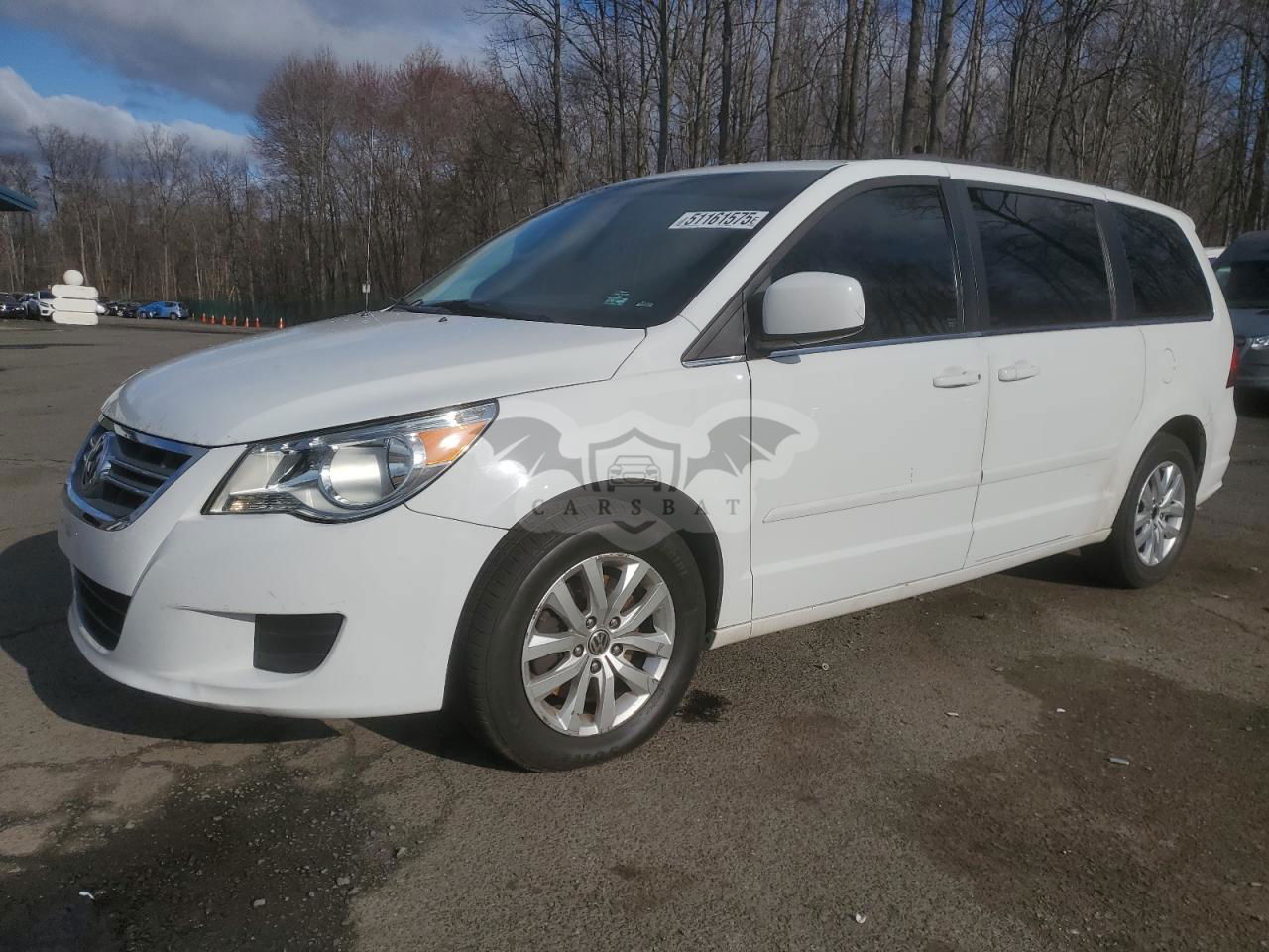 Volkswagen Routan SE 3.6L  6 2013