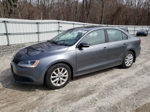 Volkswagen Jetta SE 2.5L 5 2012