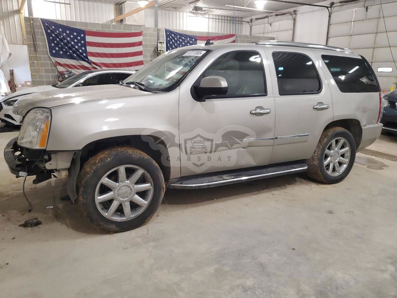 GMC Yukon DENALI 6.2L  8 2009