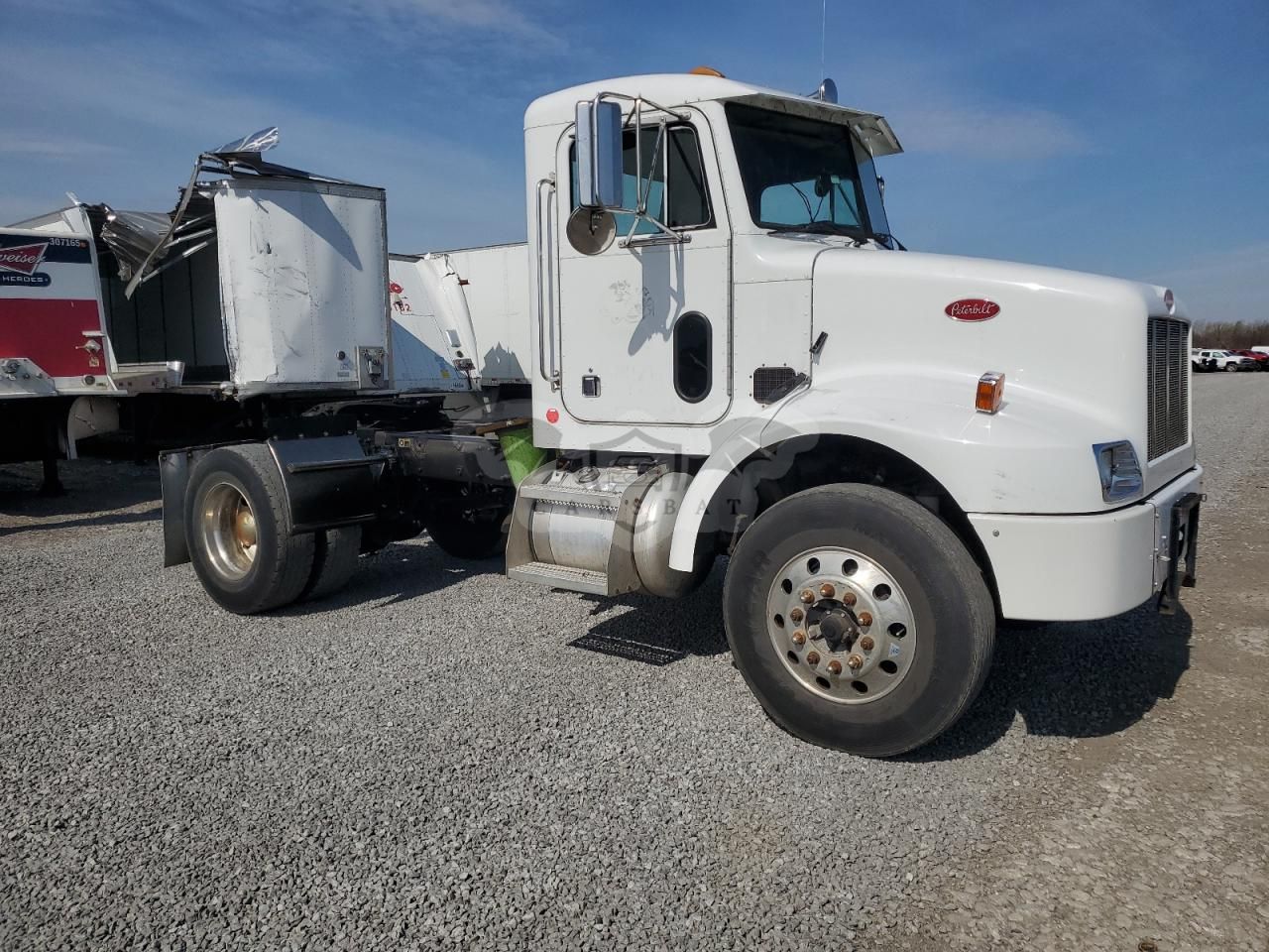 Peterbilt 330/337/348 6 2004